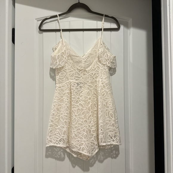 Pacsun White Lace Romper - S - Picture 2 of 2